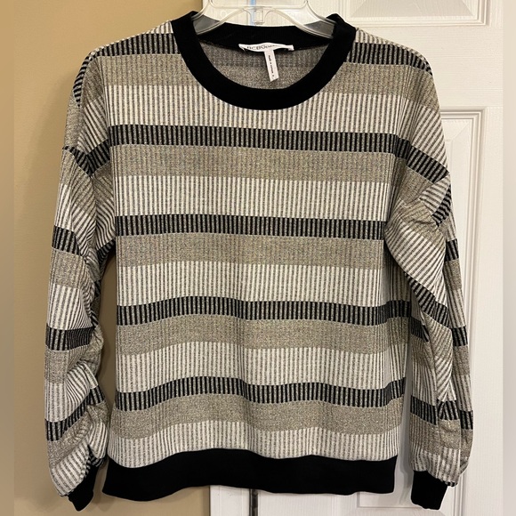 BCBG Generation Size Small sweater, Excellent condition, metallic and cotton - Picture 1 of 5